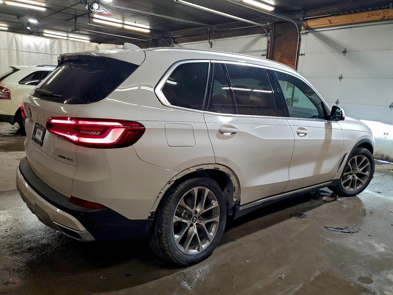 2019 BMW X5 xDrive40I - Фото 3