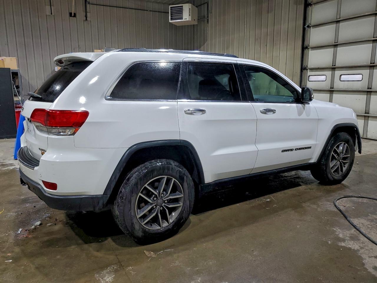 2019 Jeep Grand Cherokee Limited - Image 3