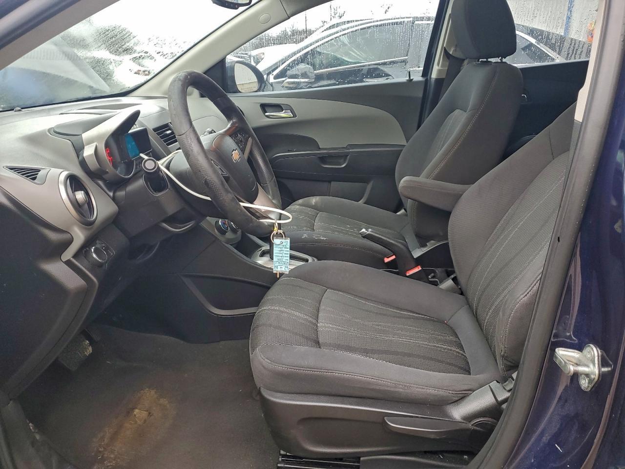 2016 Chevrolet Sonic Lt - Image 7