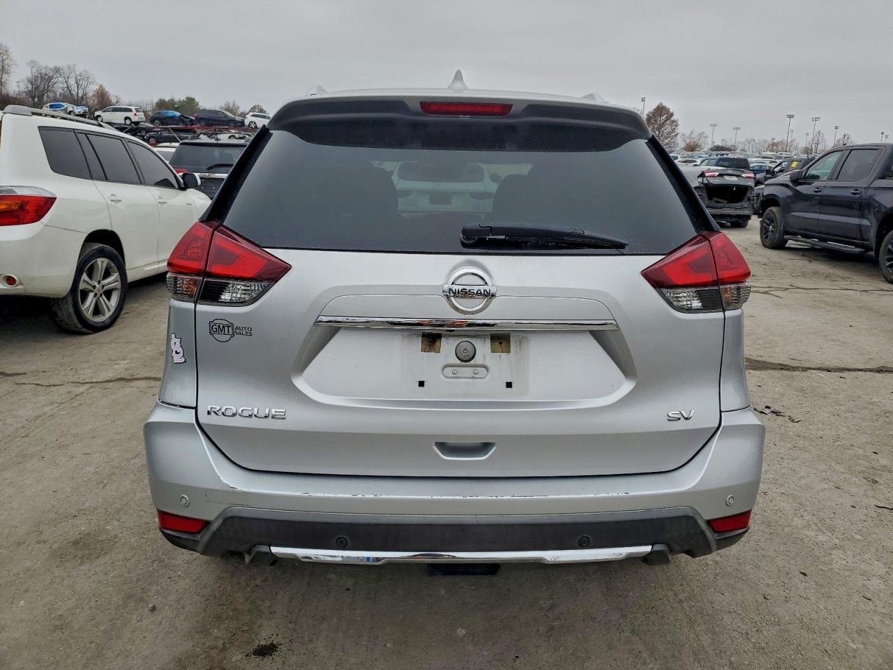 2019 Nissan Rogue S - Фото 6