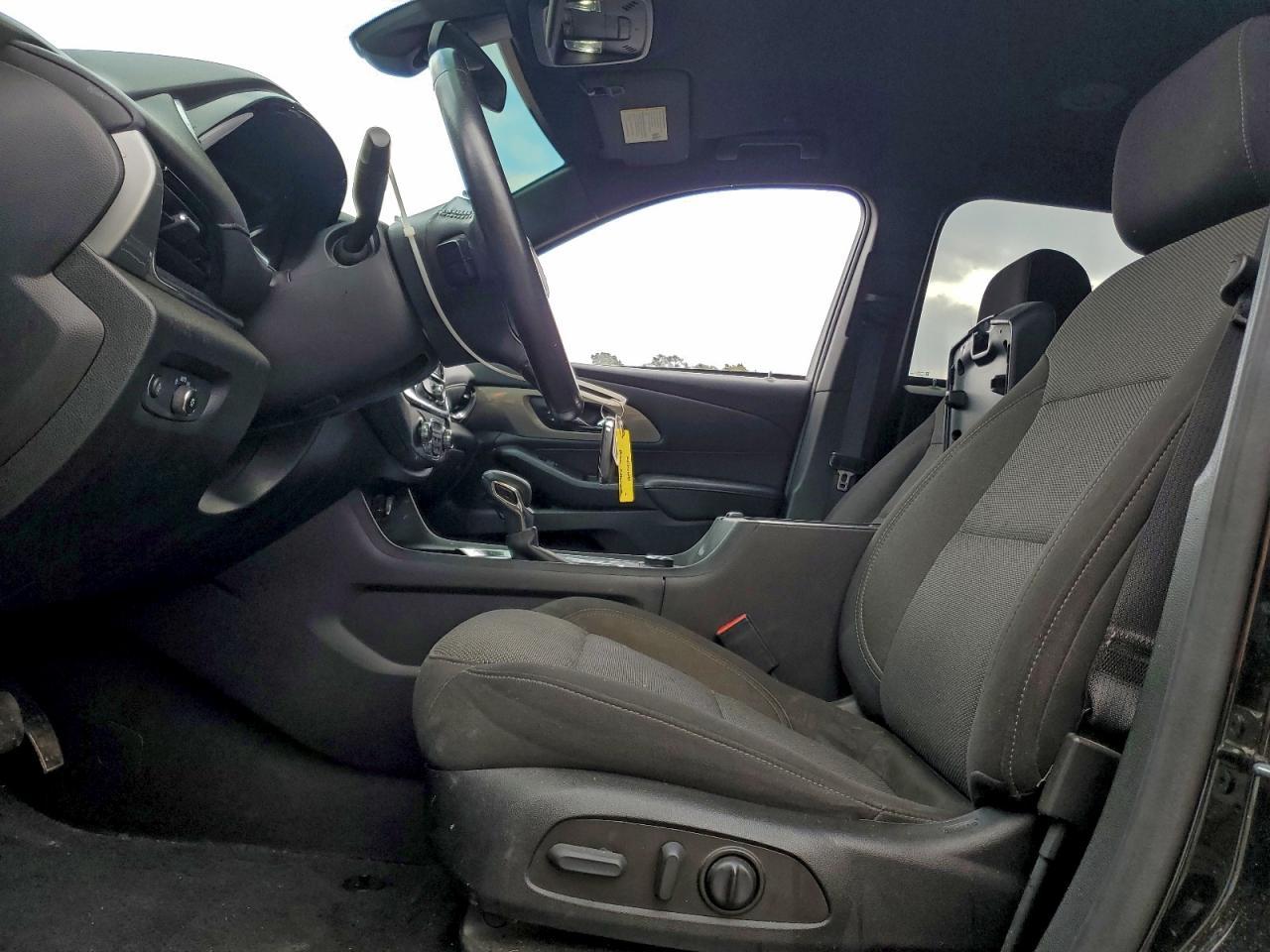 2022 Chevrolet Traverse Lt - Image 7