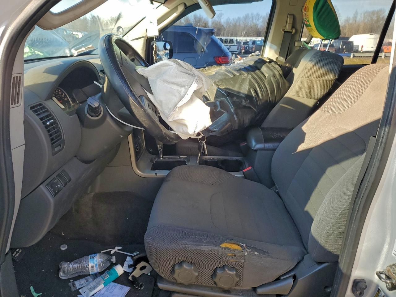 2011 Nissan Pathfinder S - Фото 7