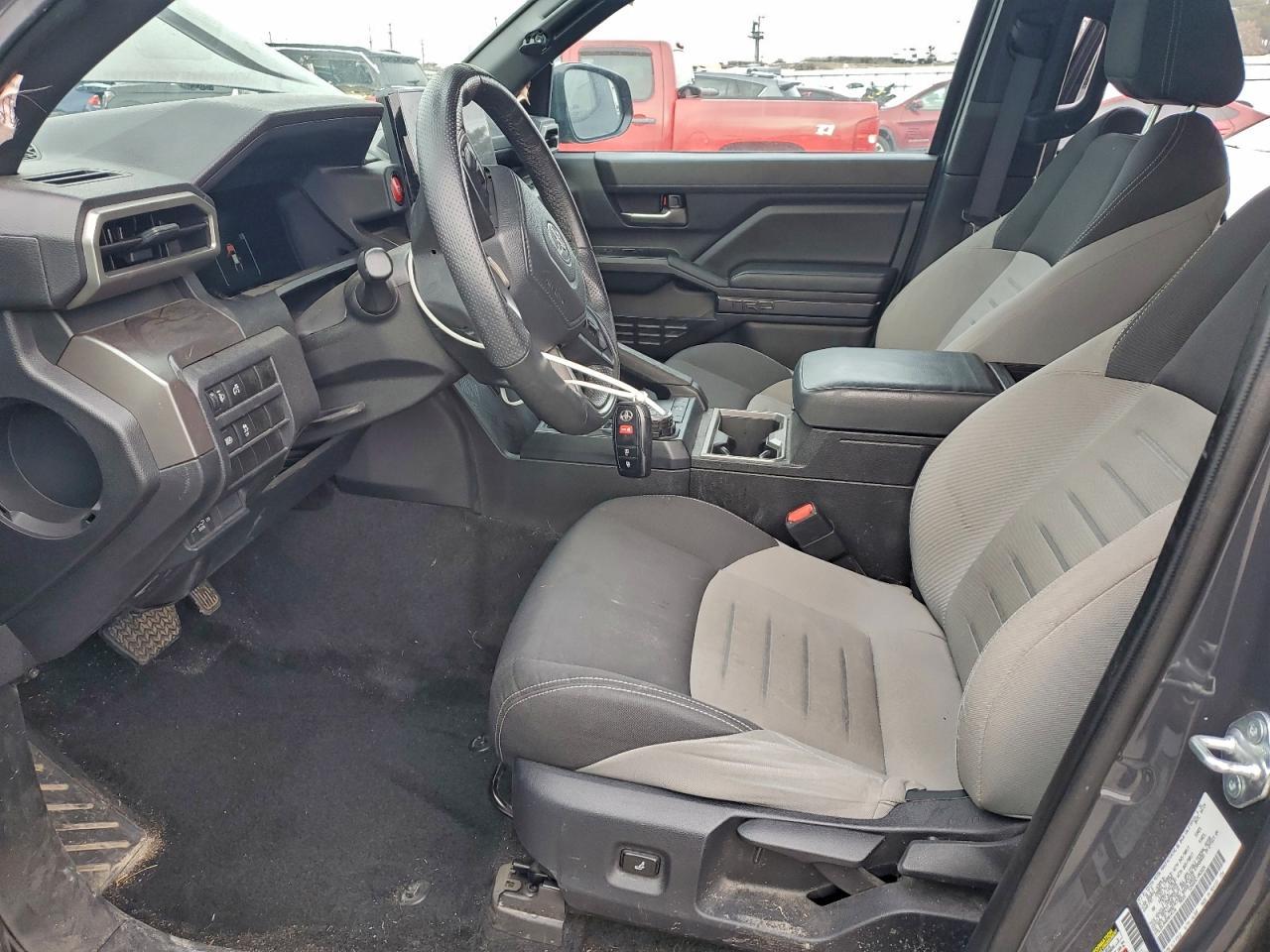 2024 Toyota Tacoma Double Cab - Image 7
