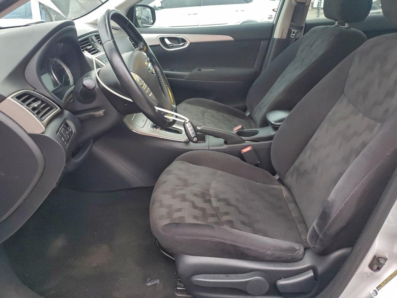2013 Nissan Sentra S - Фото 7