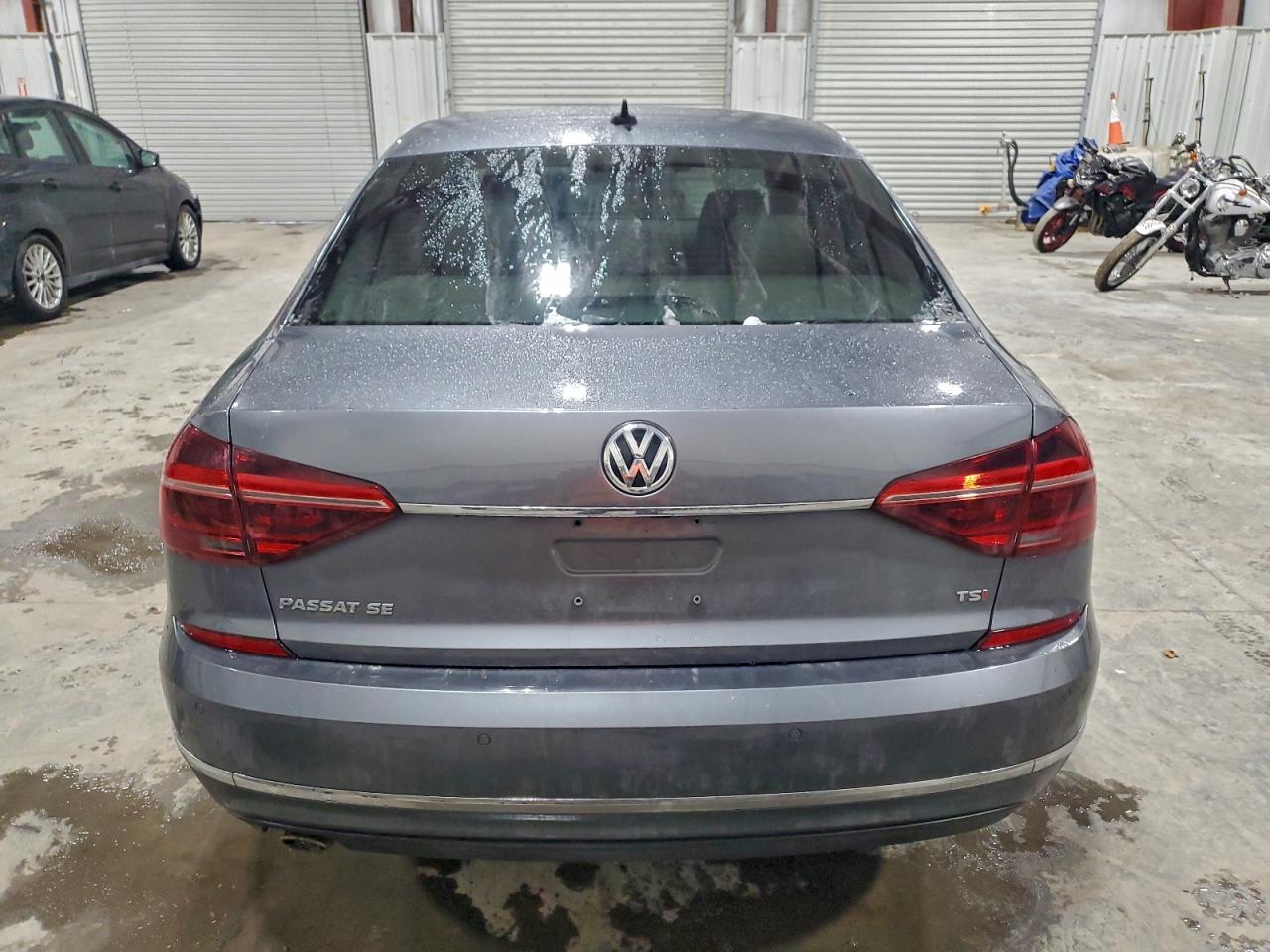 2018 Volkswagen Passat Se - Фото 6