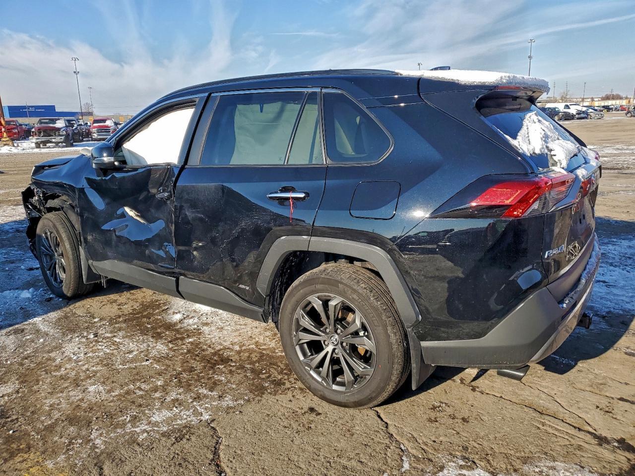 2025 Toyota Rav4 Limited - Фото 2