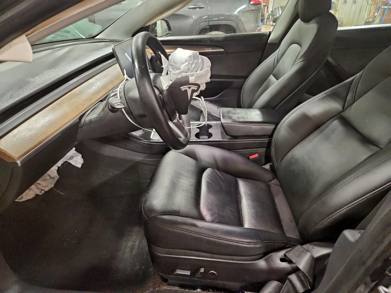 2021 Tesla Model 3 - Фото 7