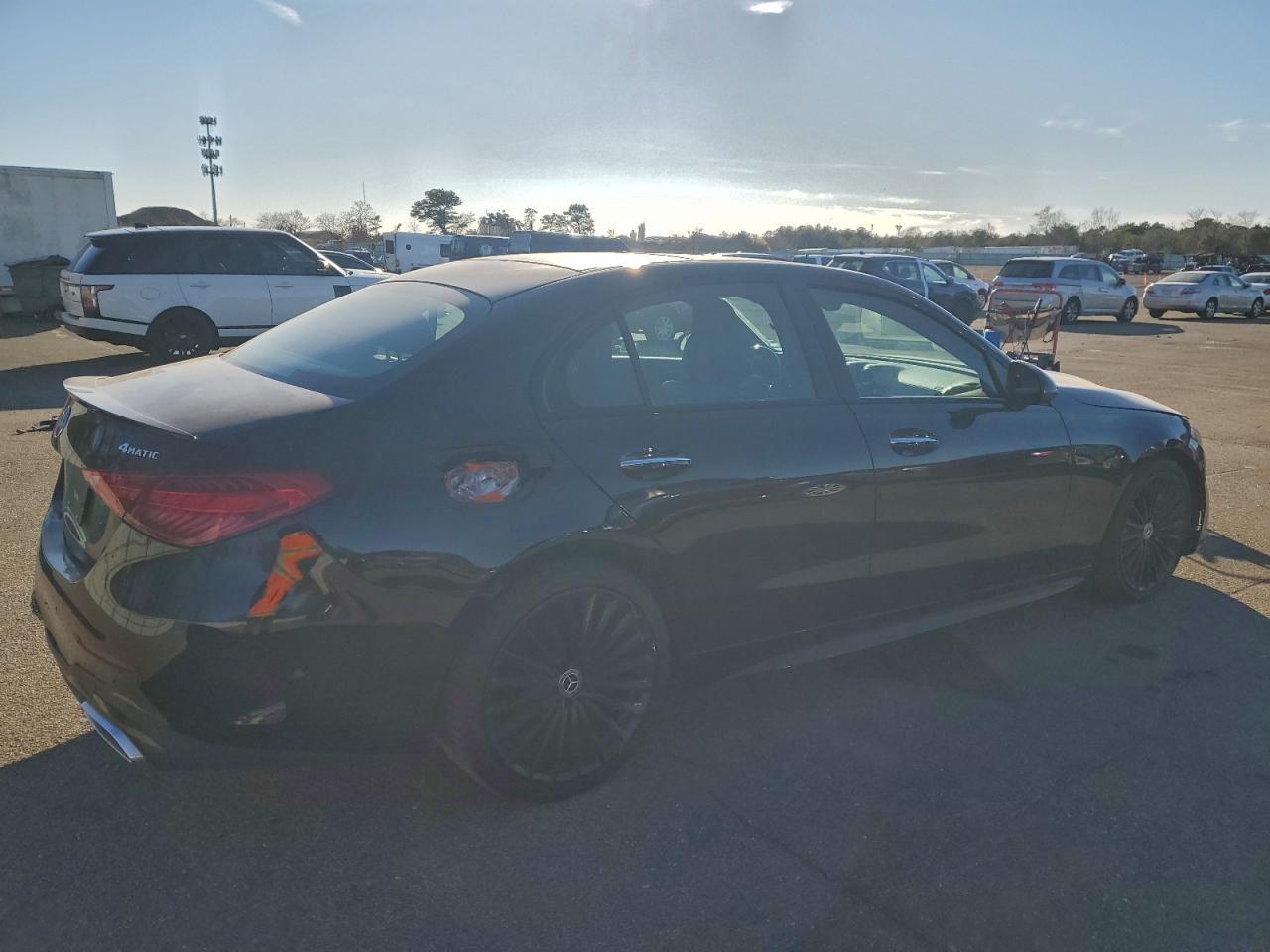 2023 Mercedes-Benz C 300 4Matic - Фото 3