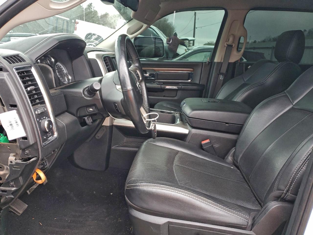 2017 Ram 1500 Laramie 4X4 5'7 Box - Image 7