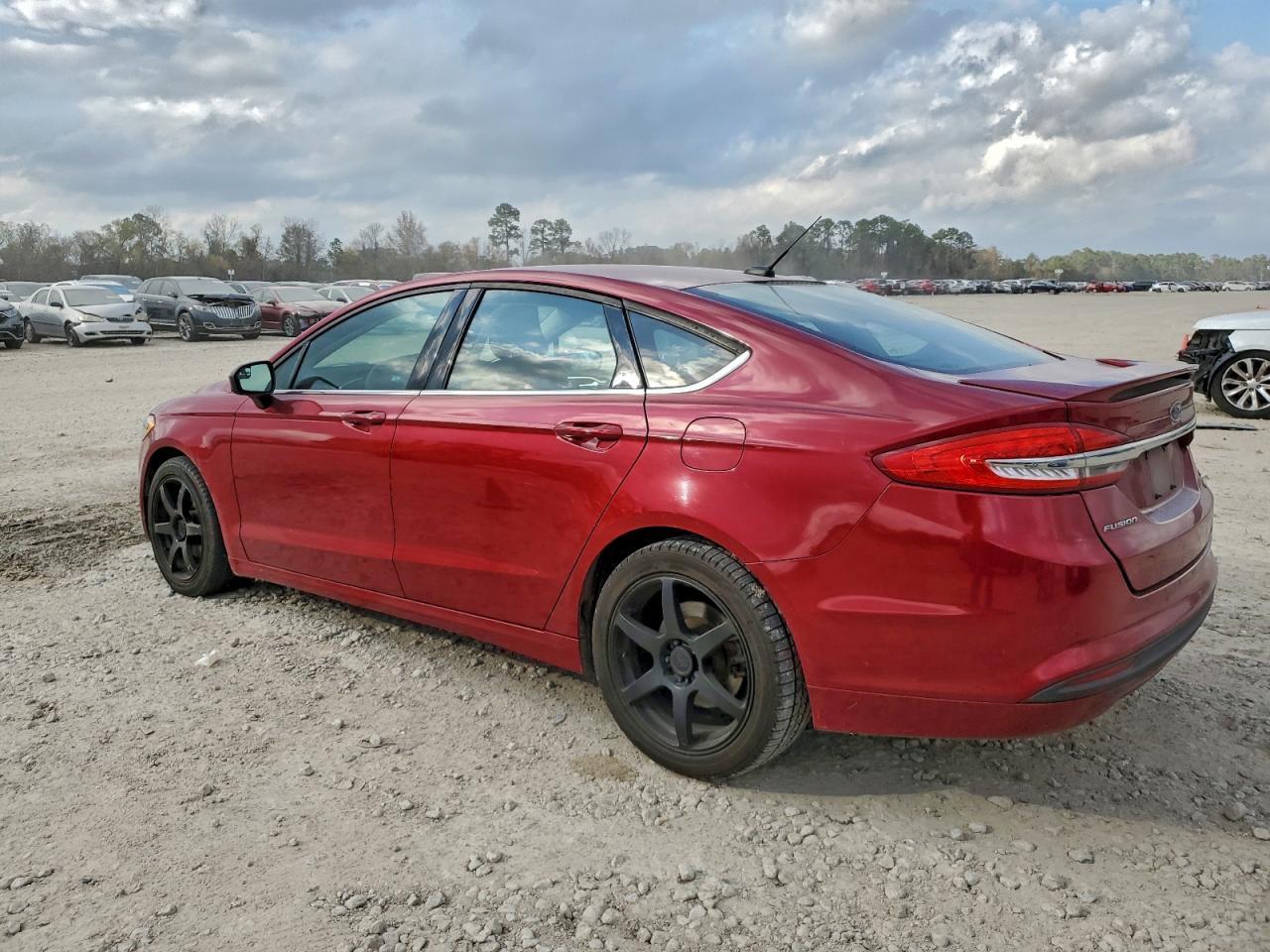 2017 Ford Fusion Se - Image 2