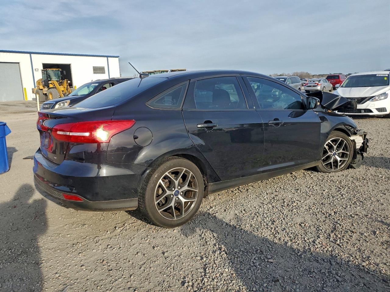2017 Ford Focus Sel - Image 3