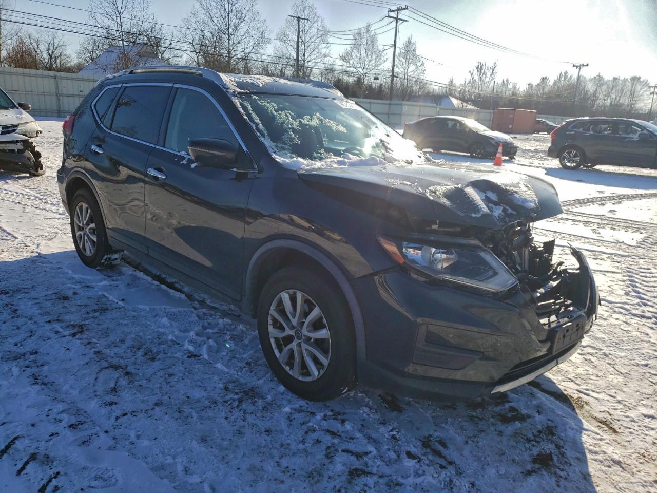 2018 Nissan Rogue S - Image 4