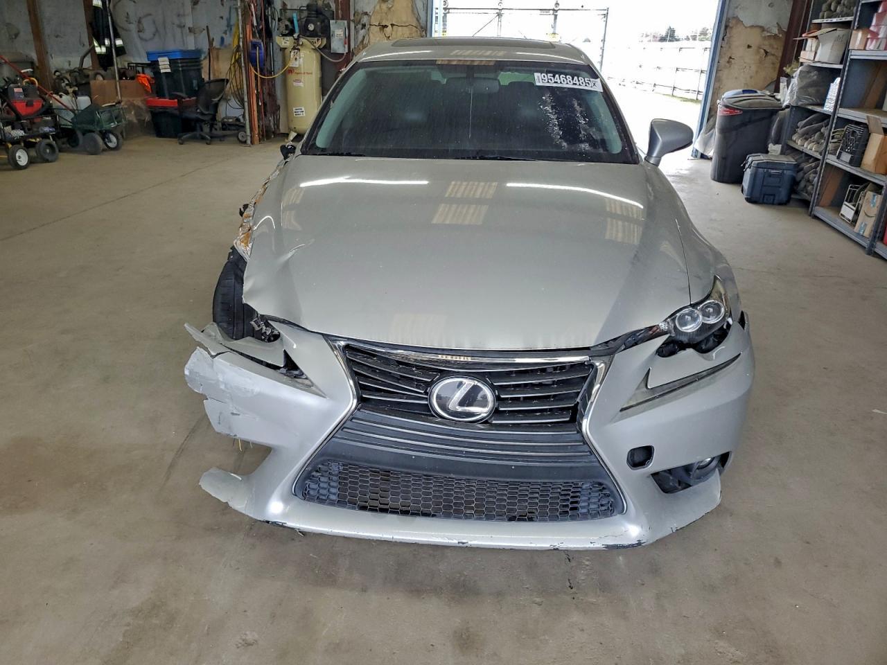 2016 Lexus Is 200T Base - Image 5