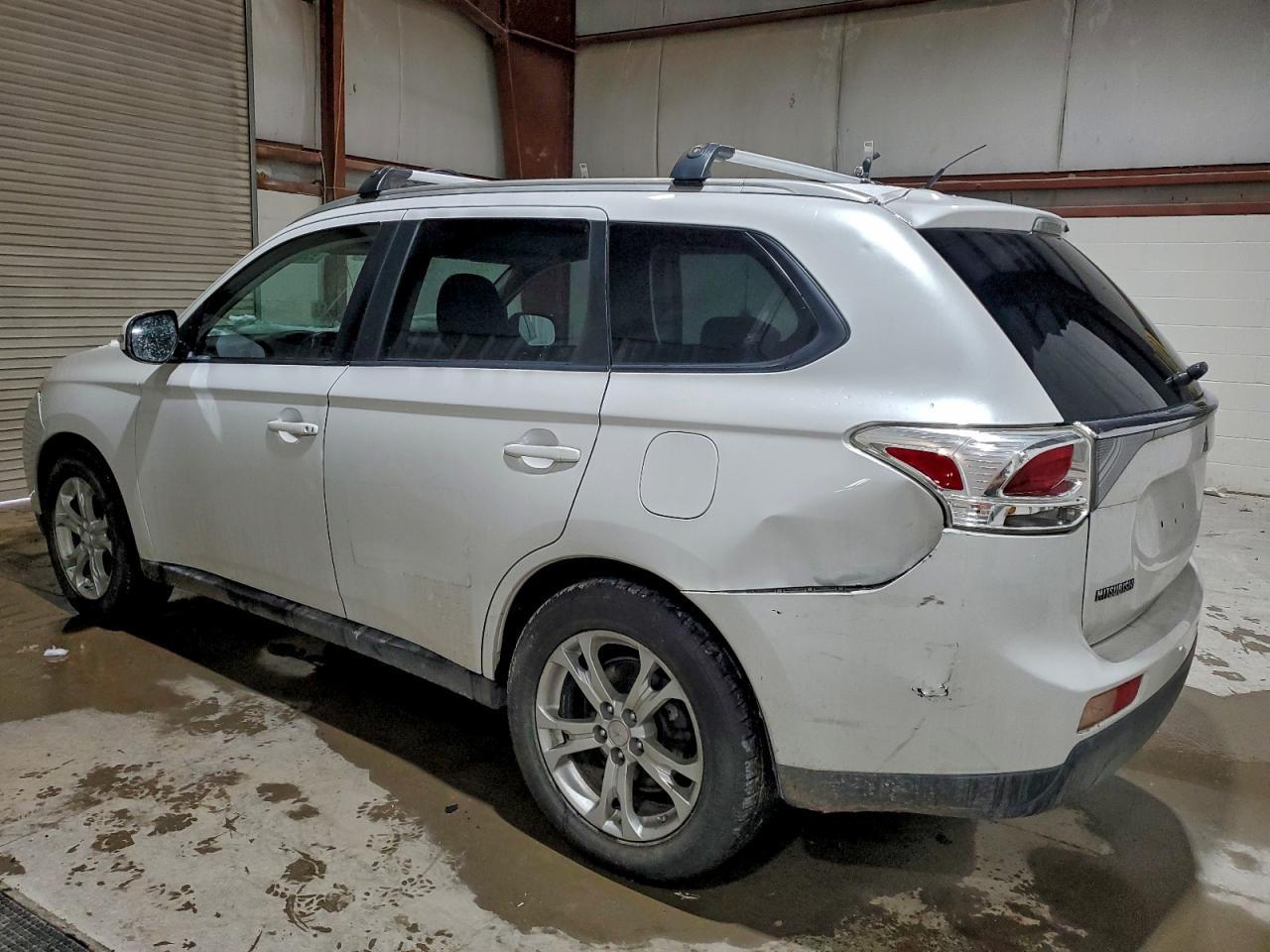 2014 Mitsubishi Outlander Se - Фото 2