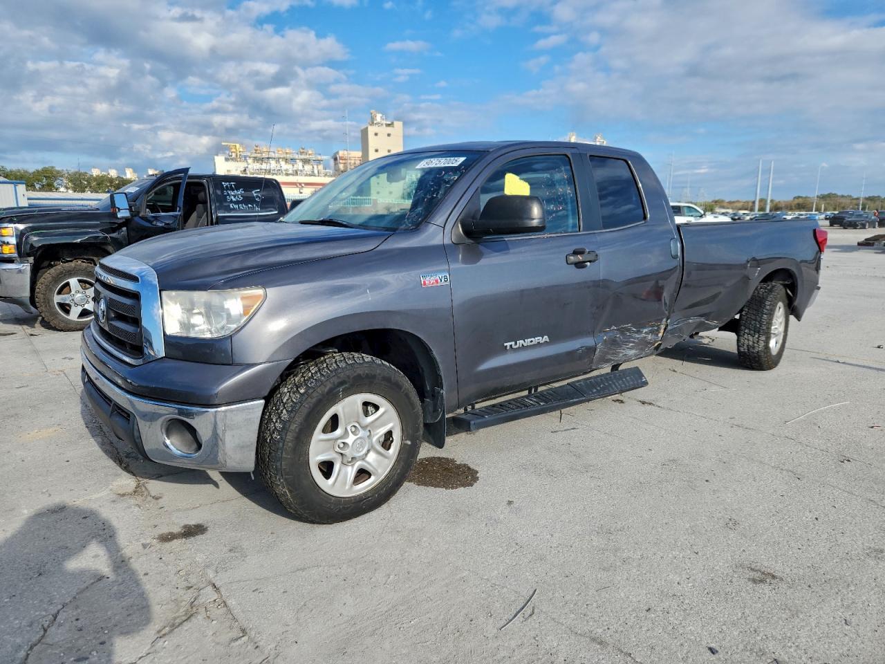 2013 Toyota Tundra Double Cab Sr5