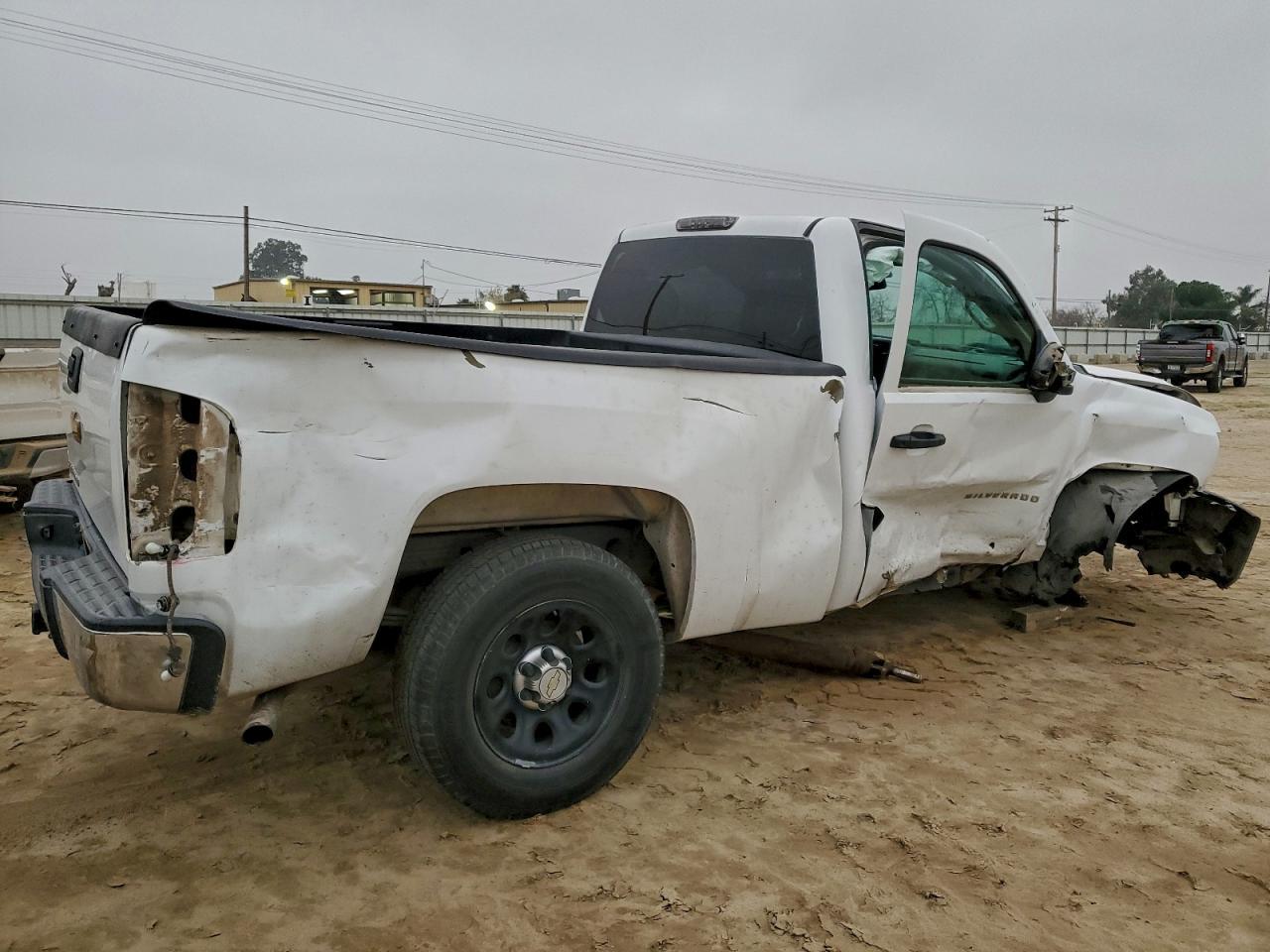 2012 Chevrolet Silverado C1500 - Фото 3