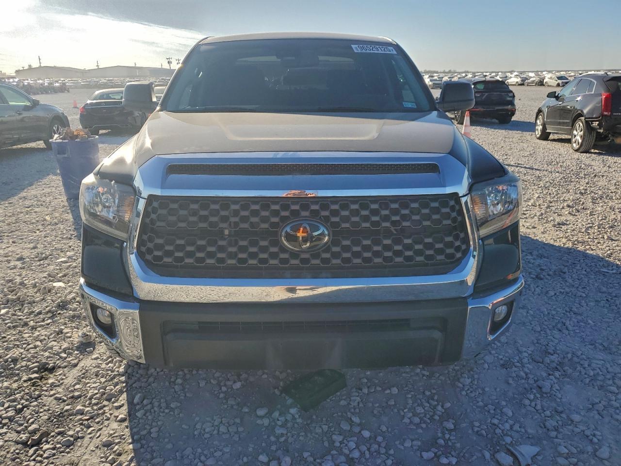 2021 Toyota Tundra Crewmax Sr5 - Image 5