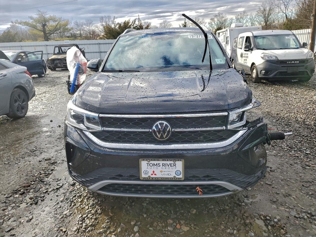 2022 Volkswagen Taos Sel - Image 5