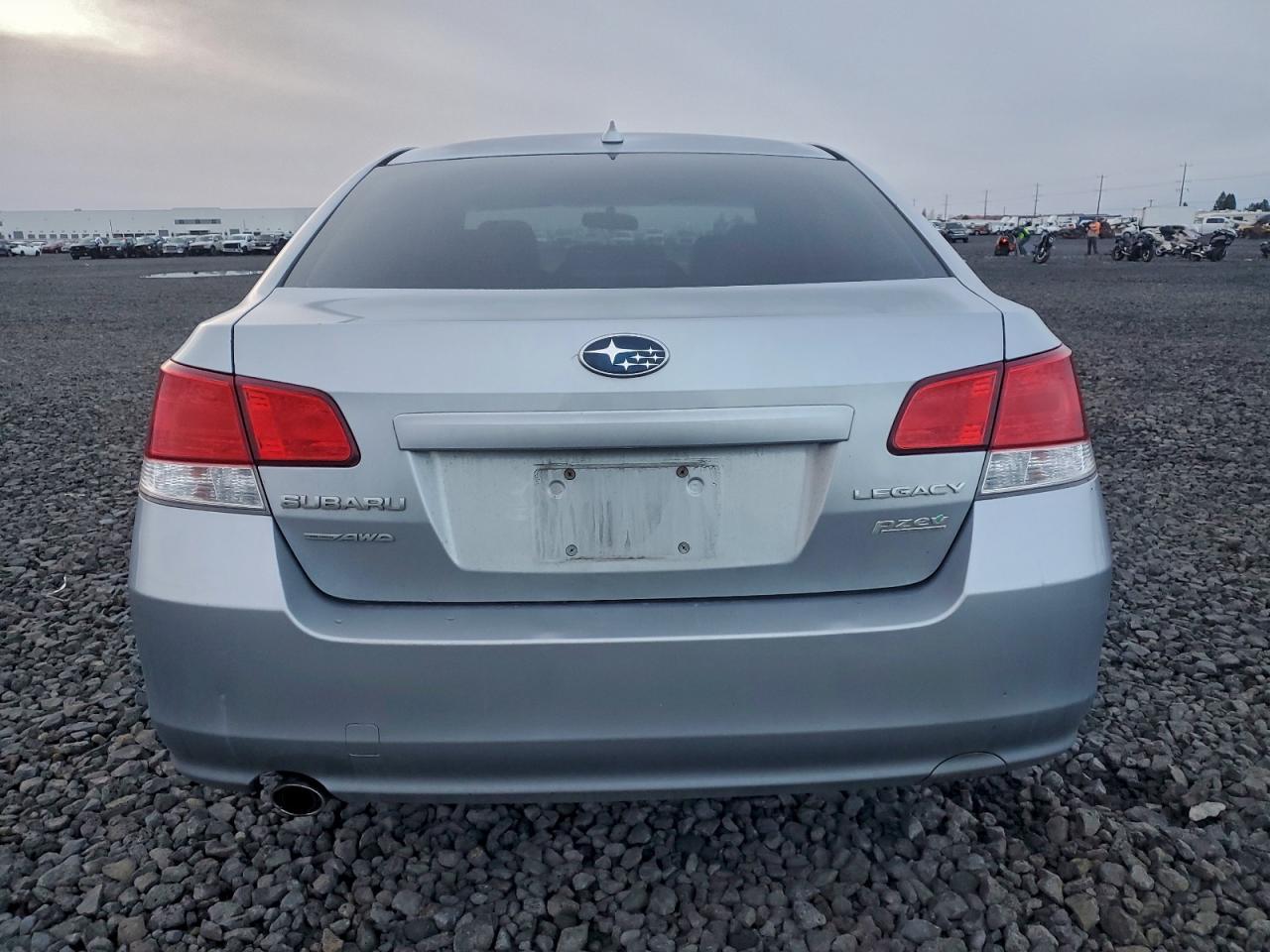 2013 Subaru Legacy 2.5I Limited - Фото 6