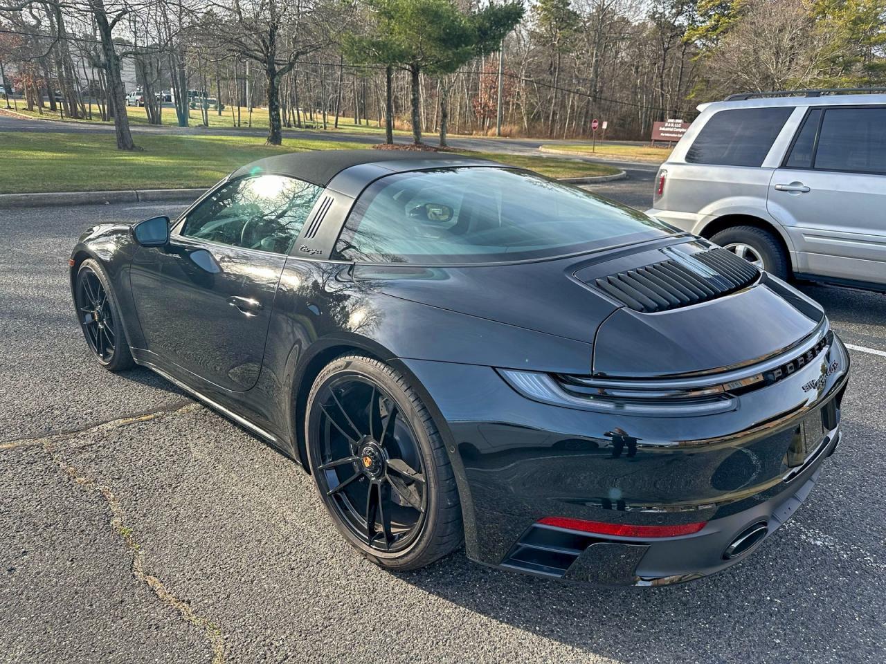 2022 Porsche 911 Targa 4S - Image 3