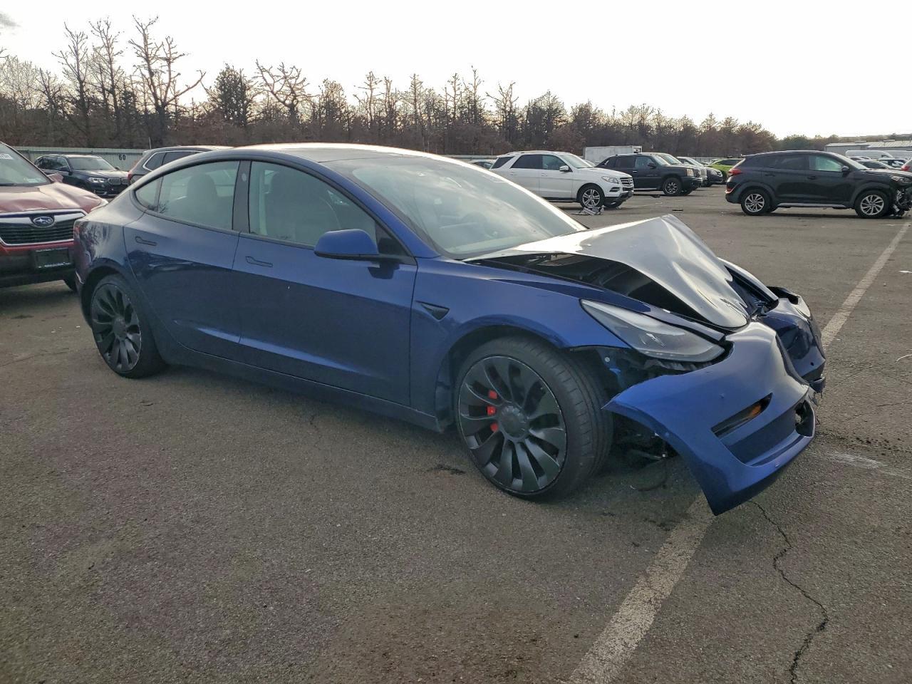 2022 Tesla Model 3 - Image 4