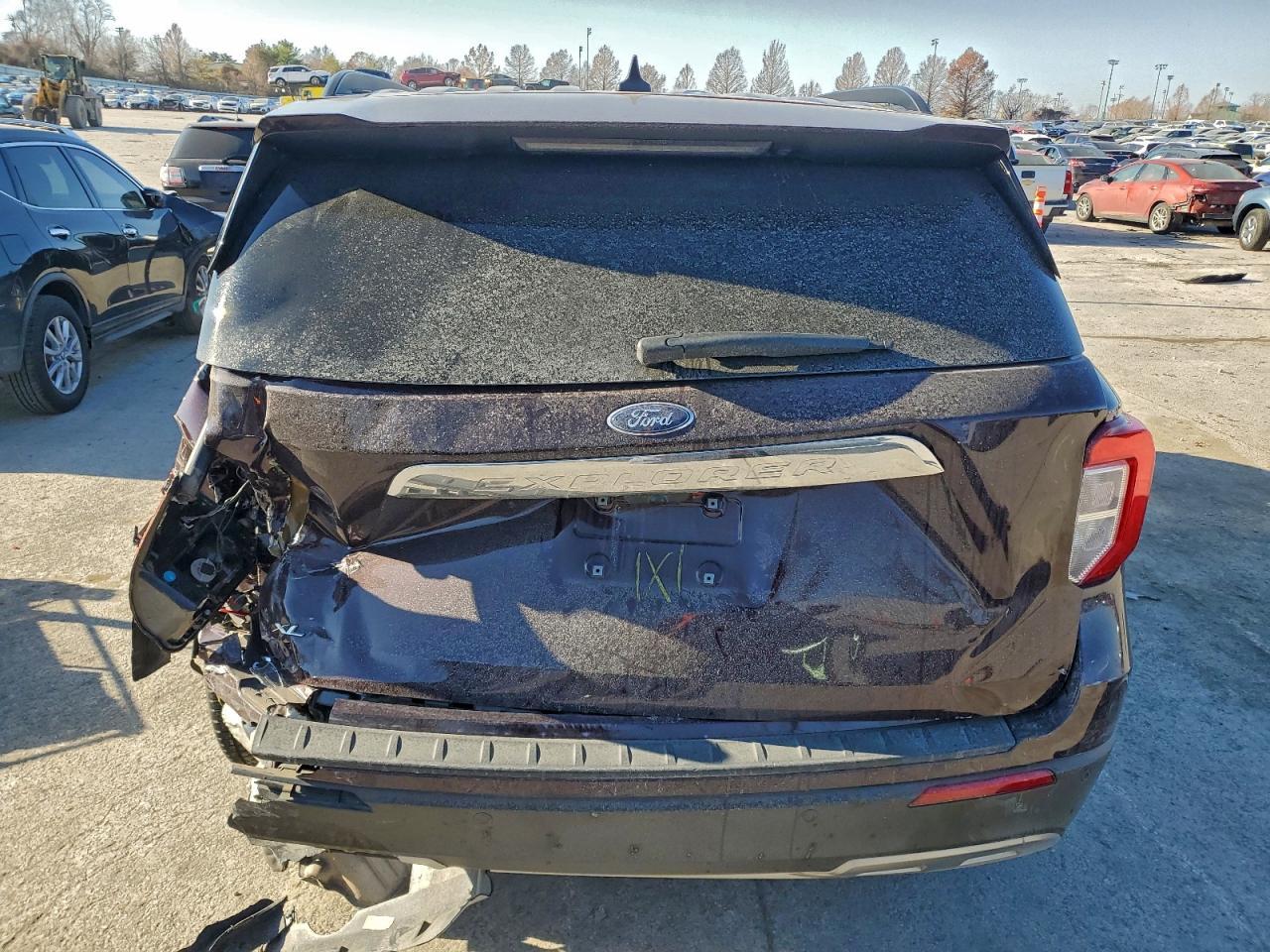 2023 Ford Explorer Xlt - Image 6