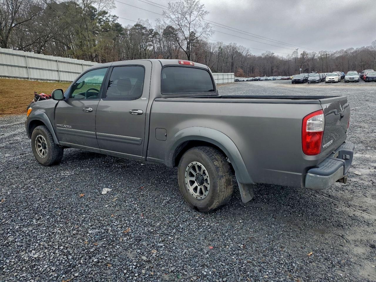 2006 Toyota Tundra Double Cab - Image 2