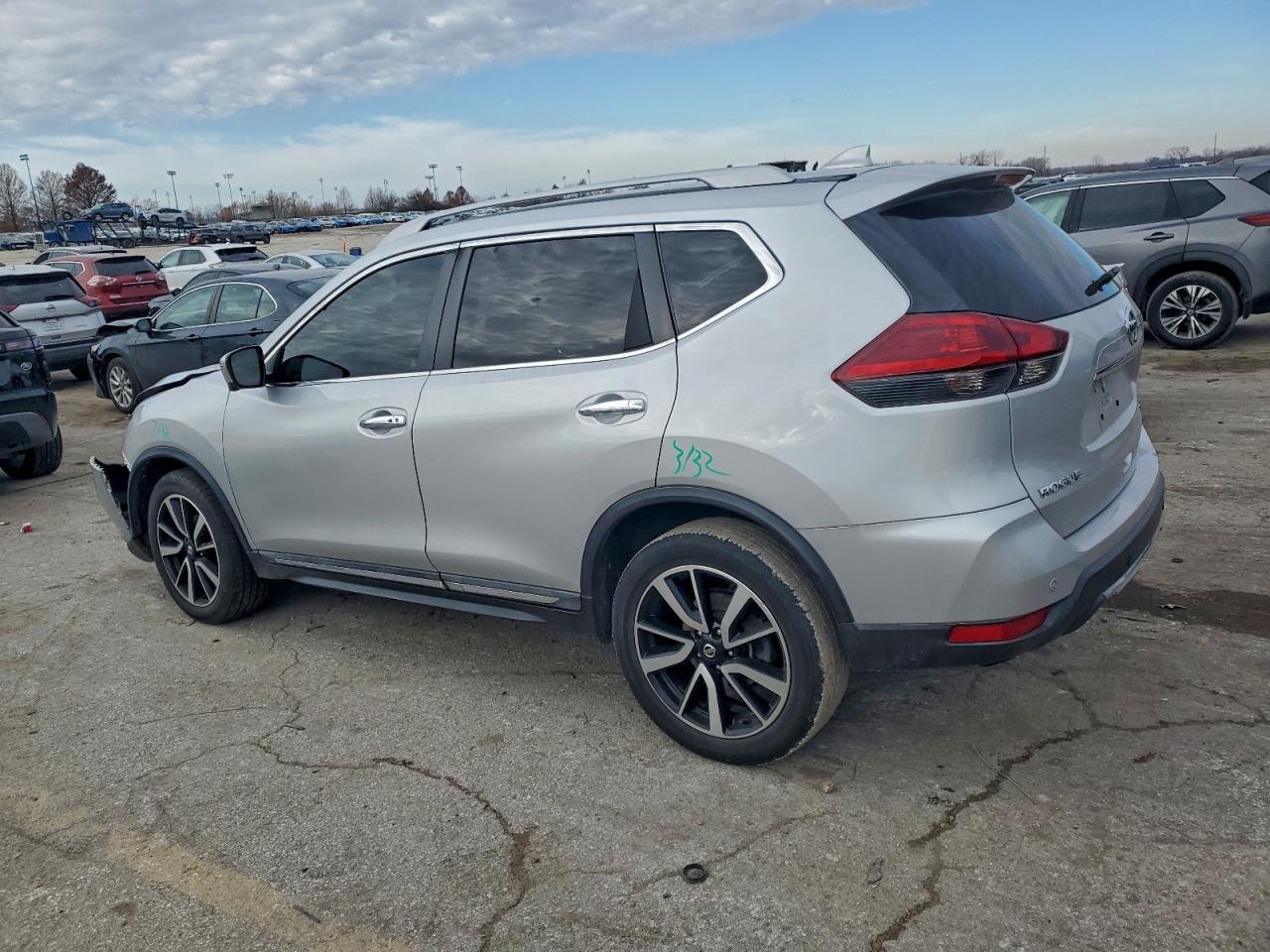 2020 Nissan Rogue S - Фото 2