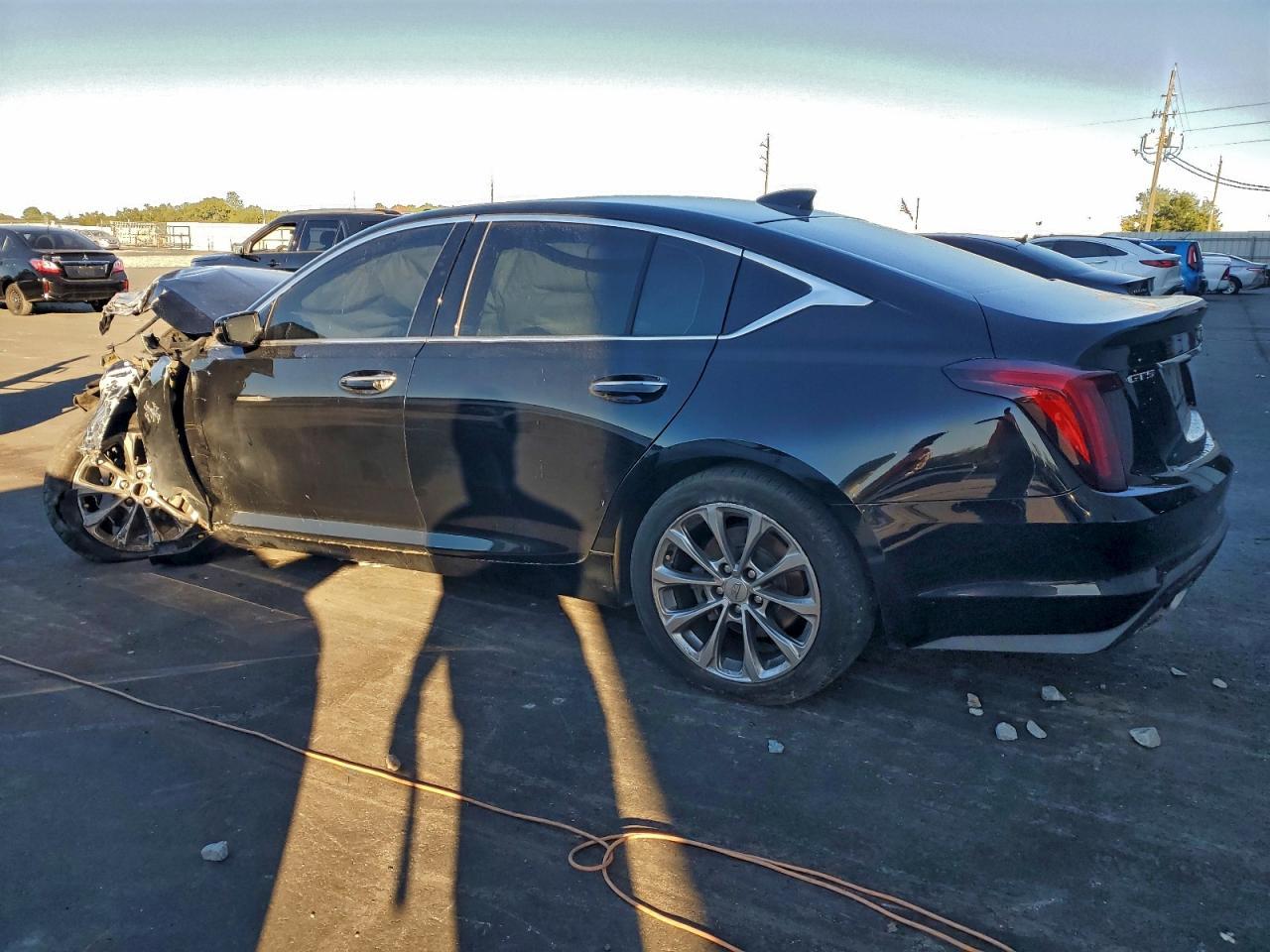2022 Cadillac Ct5 Premium Luxury - Фото 2