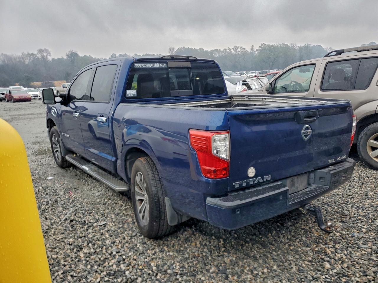 2017 Nissan Titan Sv - Фото 2