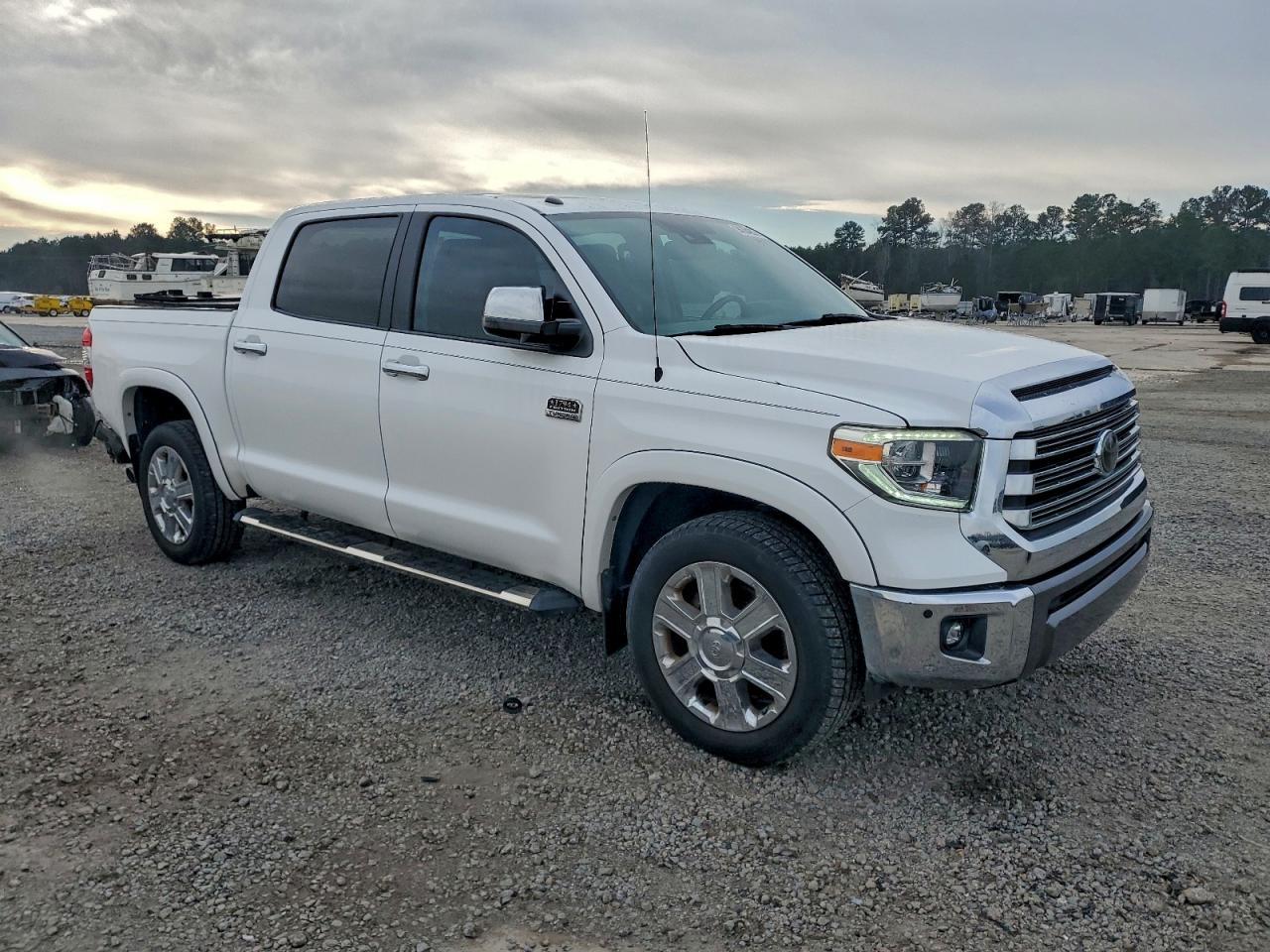 2018 Toyota Tundra Crewmax 1794 - Фото 4