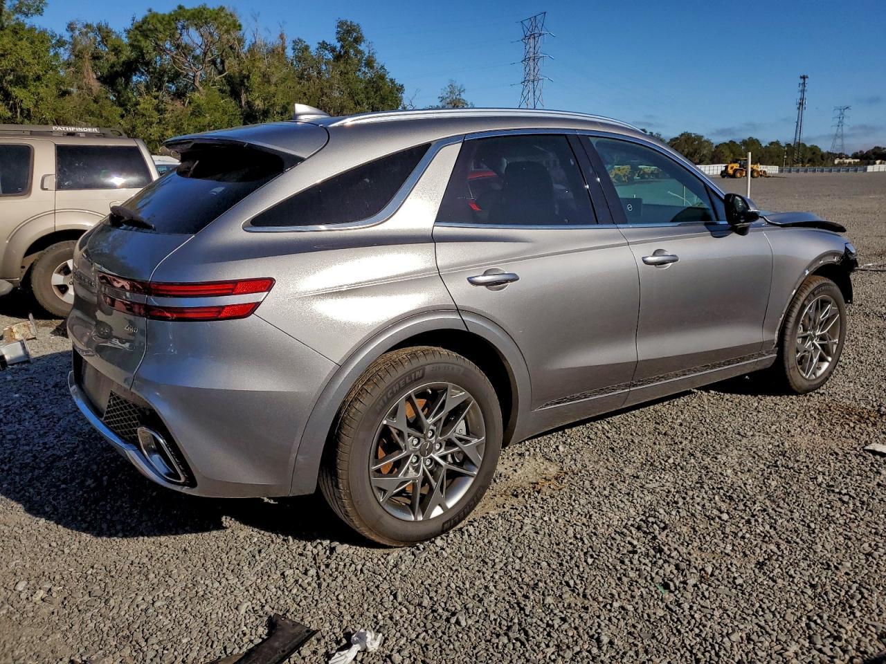 2025 Genesis Gv70 Base - Image 3