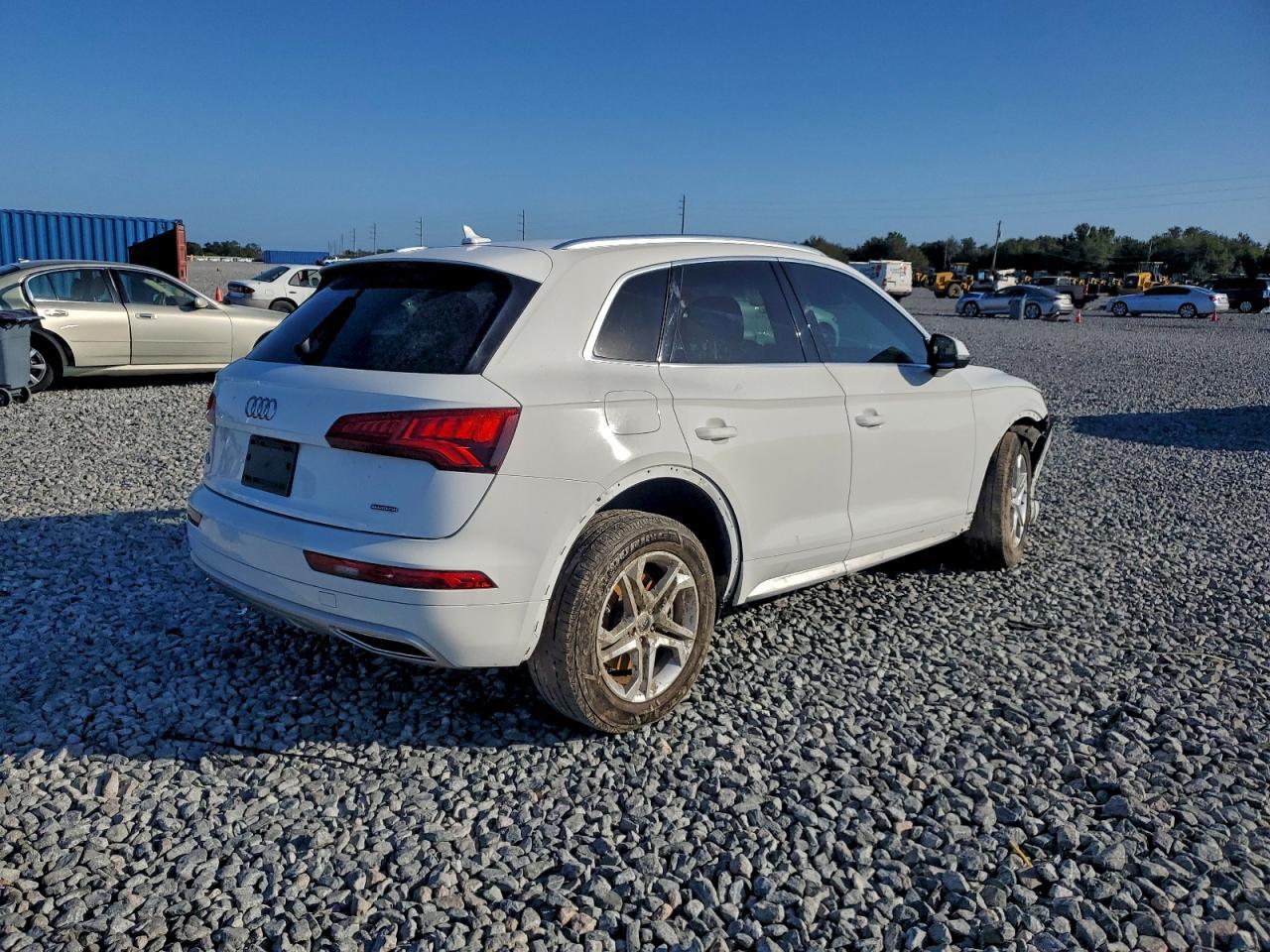 2019 Audi Q5 Premium - Image 3