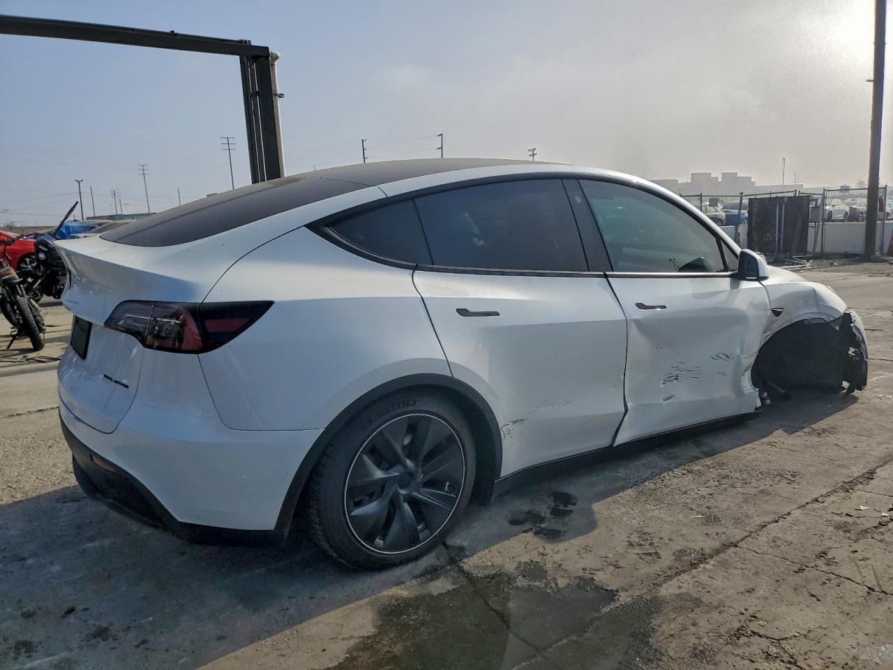 2022 Tesla Model Y - Image 3