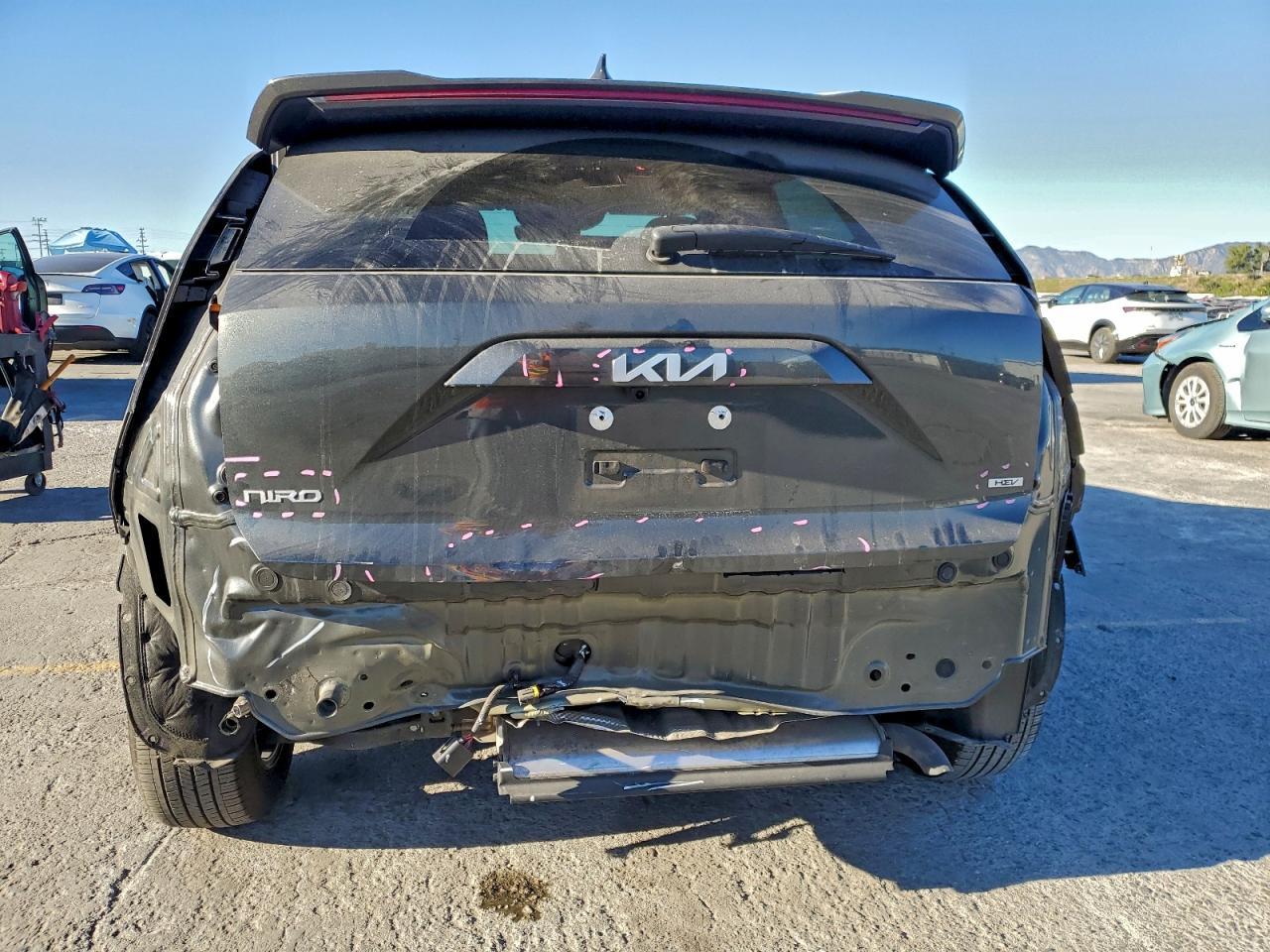 2025 Kia Niro Lx - Image 6