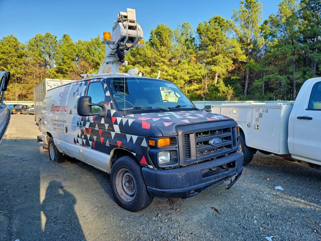 2008 Ford Econoline E350 Super Duty Van - Фото 4