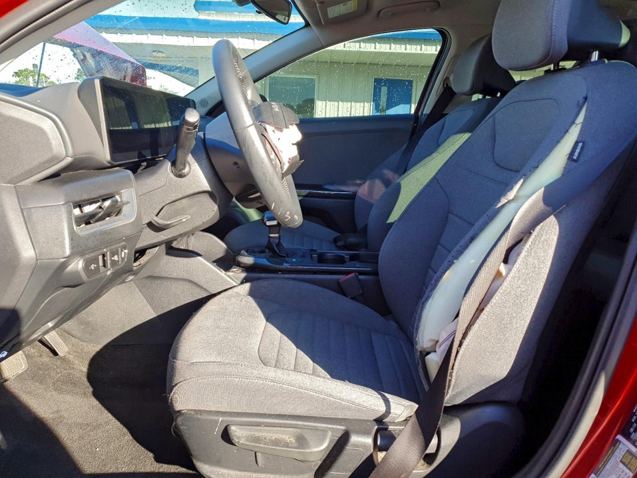 2025 Kia K4 Ex - Фото 7