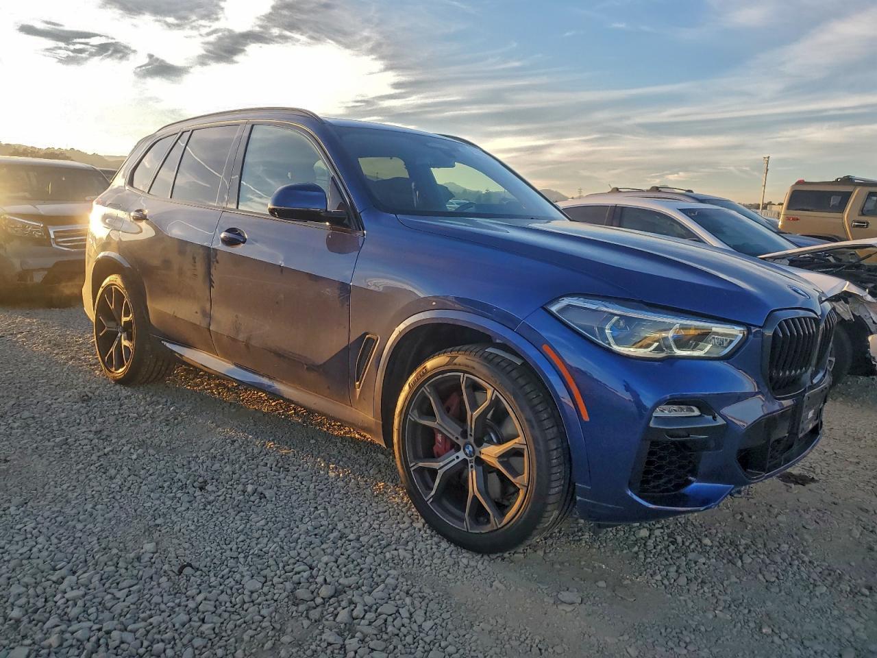 2021 BMW X5 M50I - Фото 4