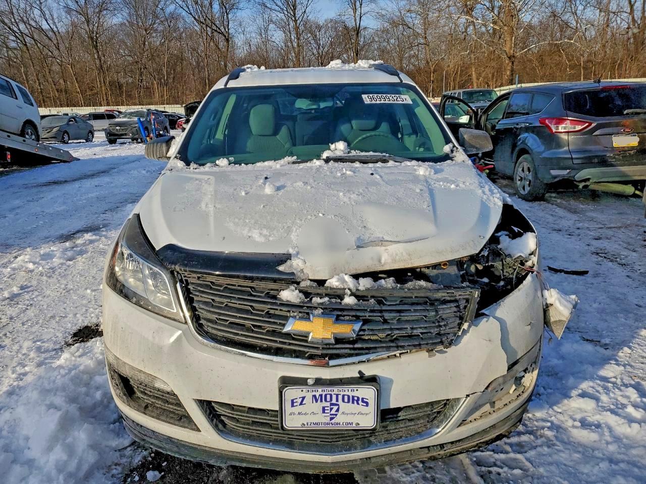 2017 Chevrolet Traverse Ls - Image 5