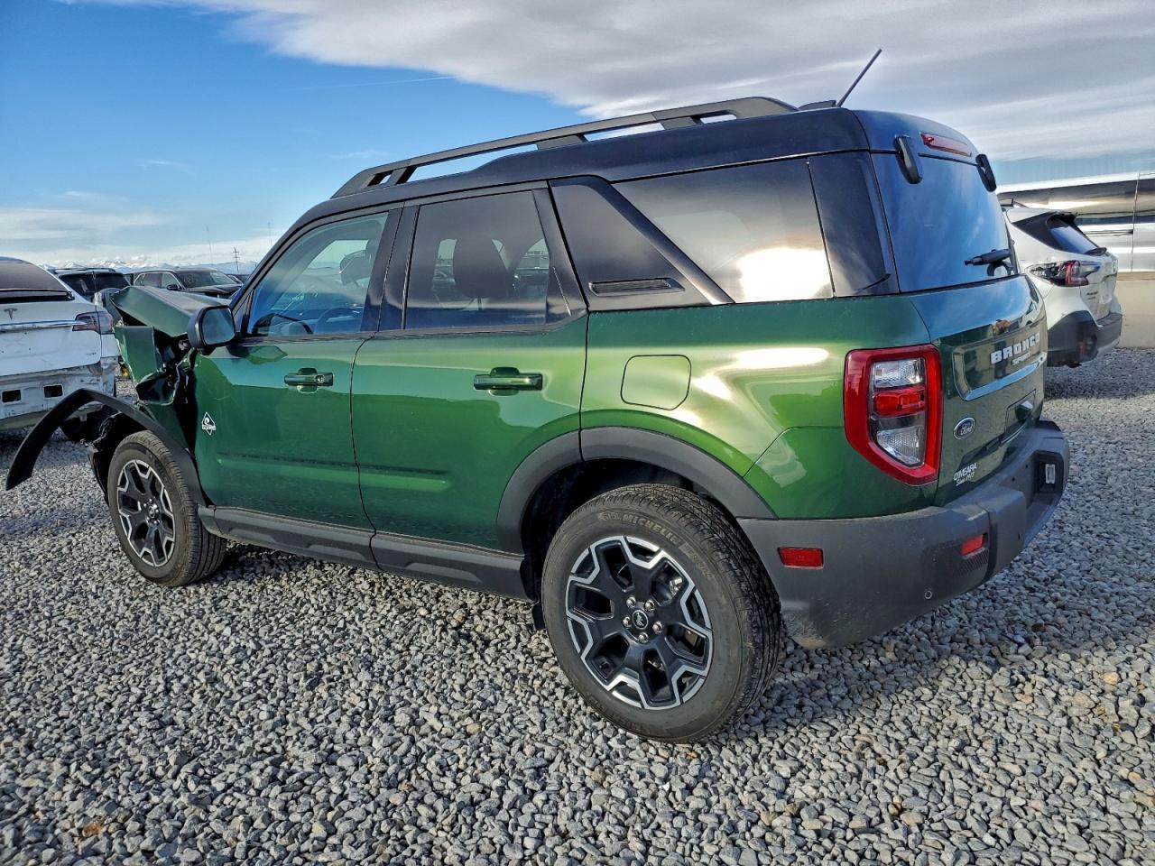 2025 Ford Bronco Sport Outer Banks - Фото 2