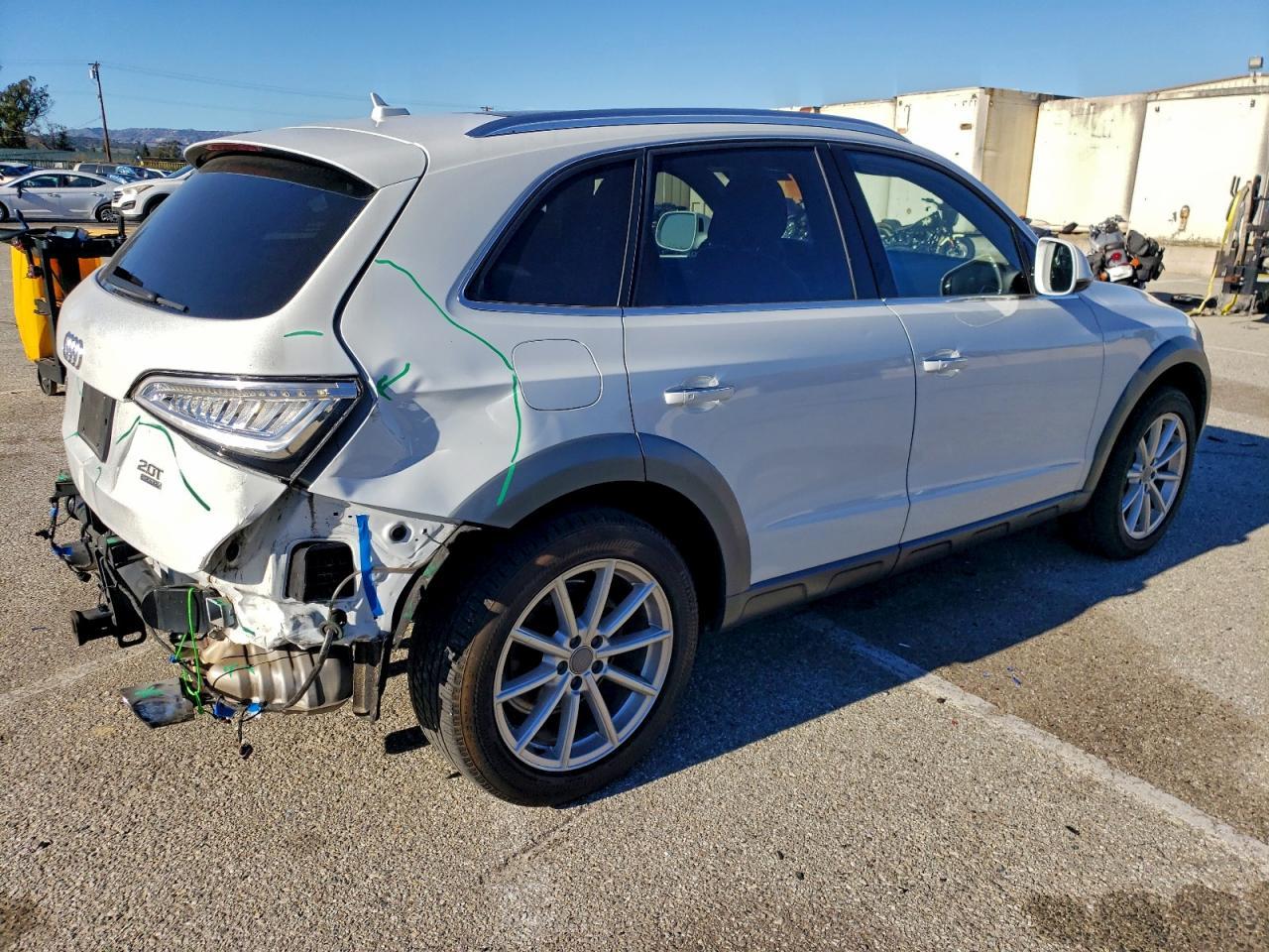 2017 Audi Q5 Premium Plus - Image 3