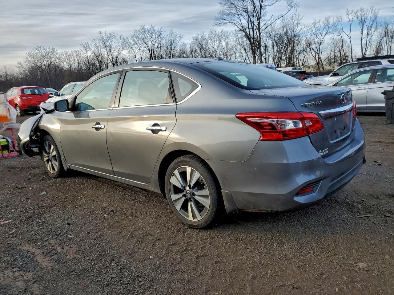 2019 Nissan Sentra S - Фото 2