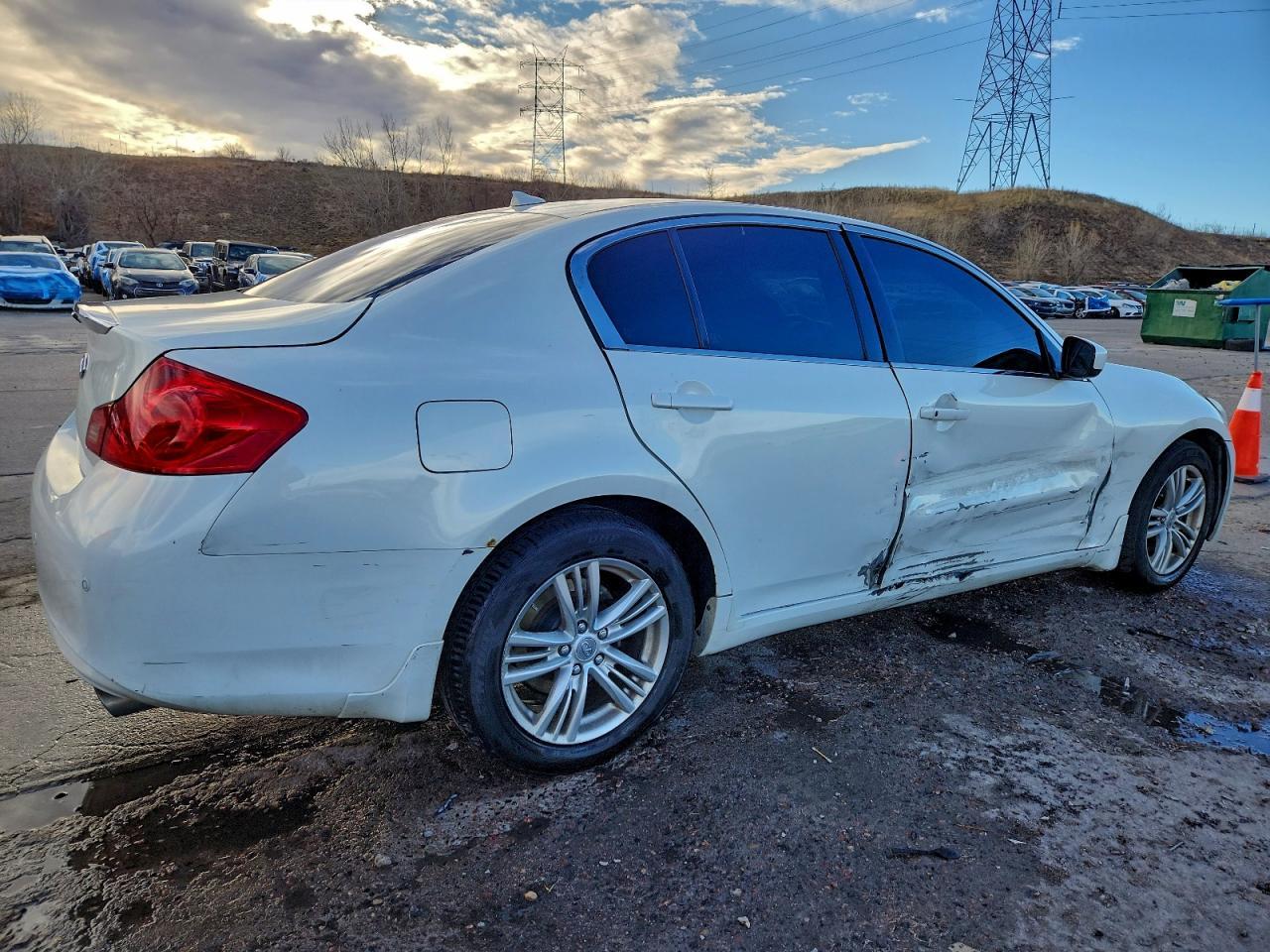 2011 Infiniti G37 - Фото 3
