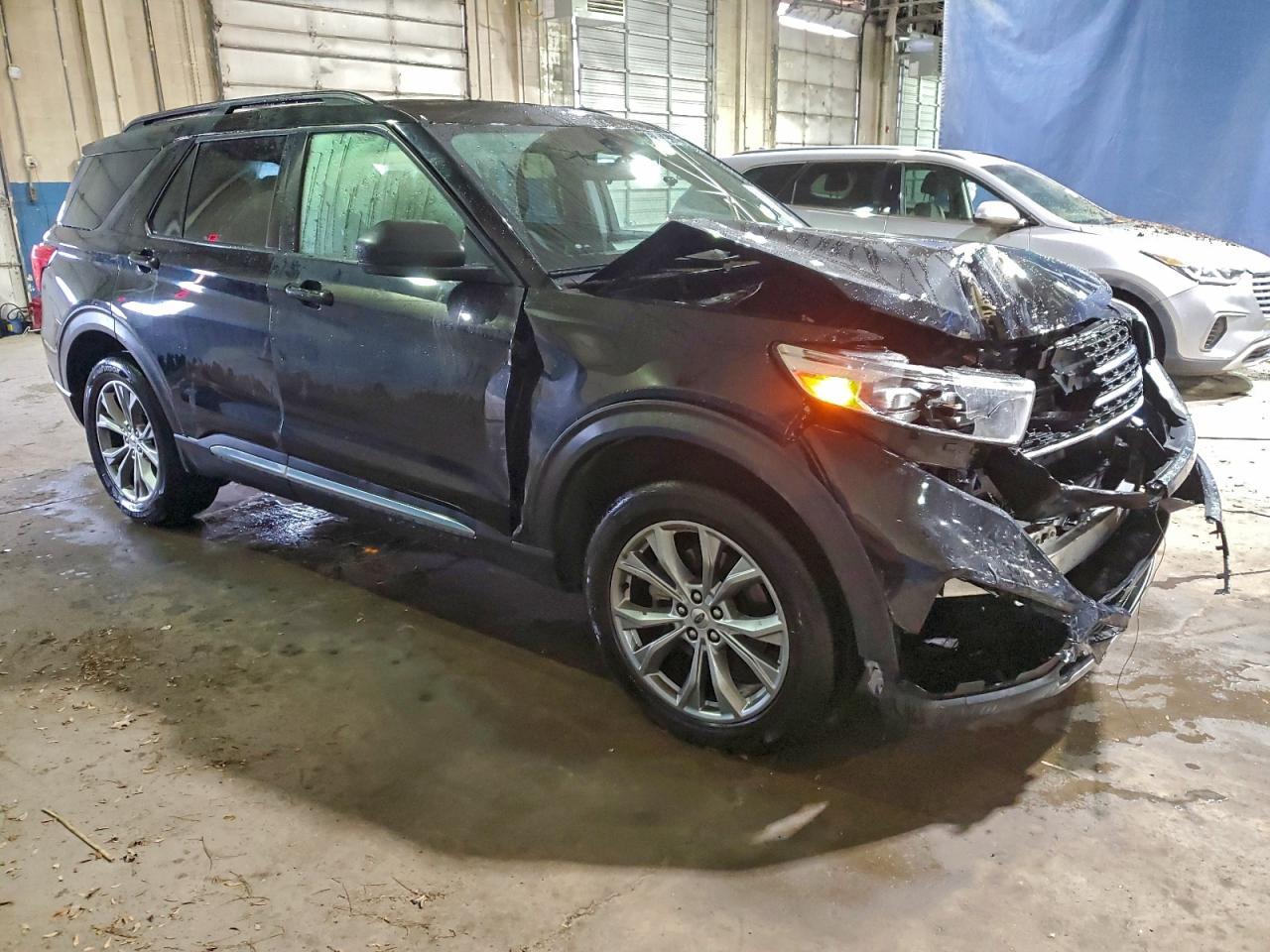 2022 Ford Explorer Xlt - Image 4