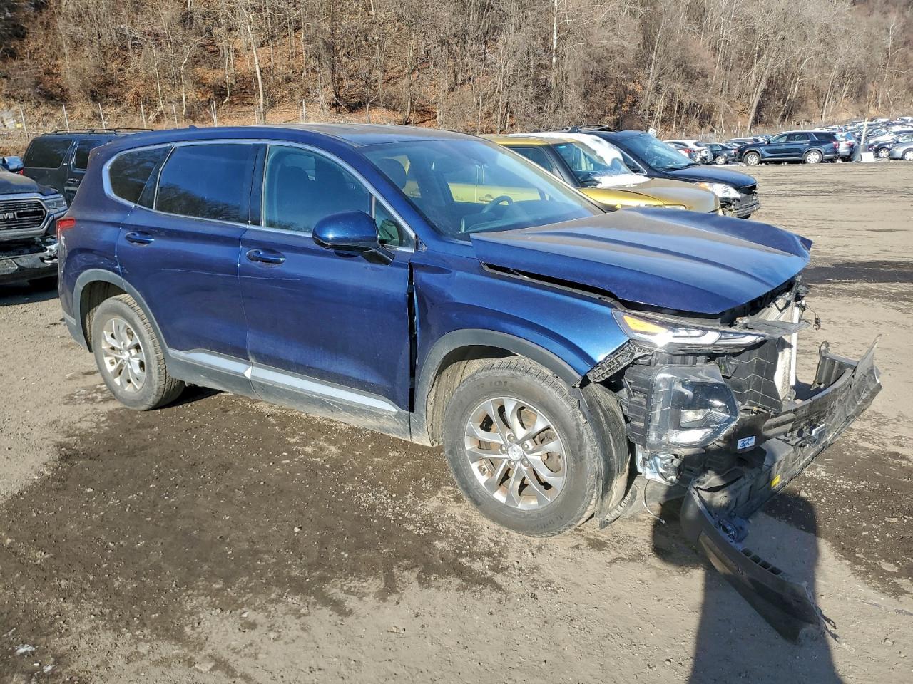 2020 Hyundai Santa Fe Sel - Фото 4