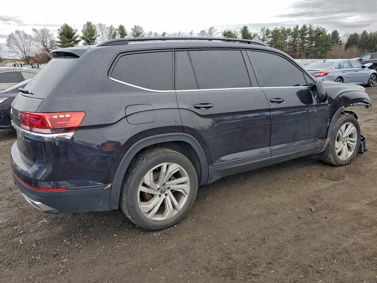 2023 Volkswagen Atlas Se - Фото 3