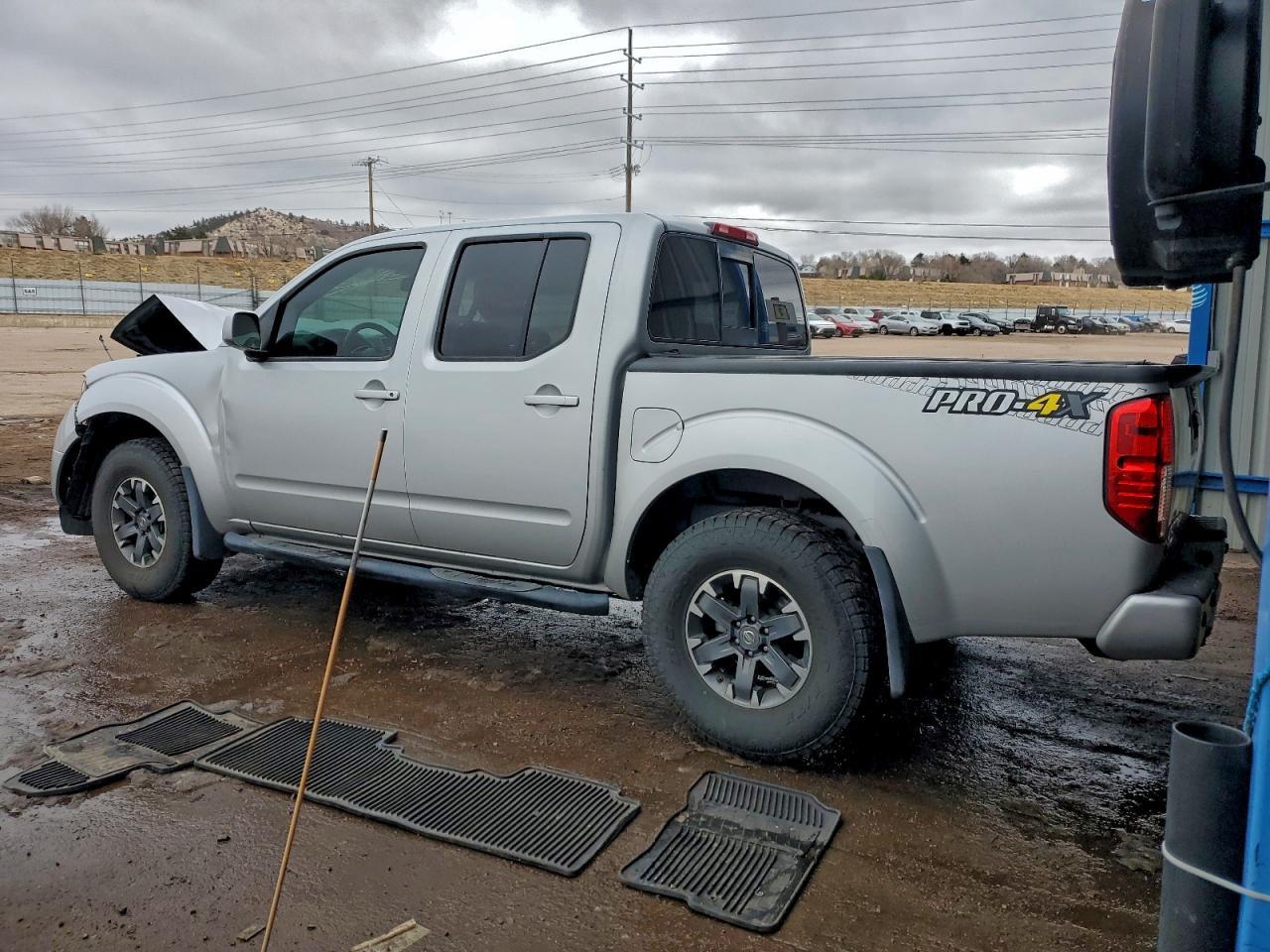 2017 Nissan Frontier S - Image 2