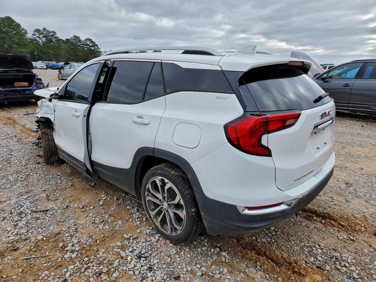 2019 GMC Terrain Slt - Фото 2