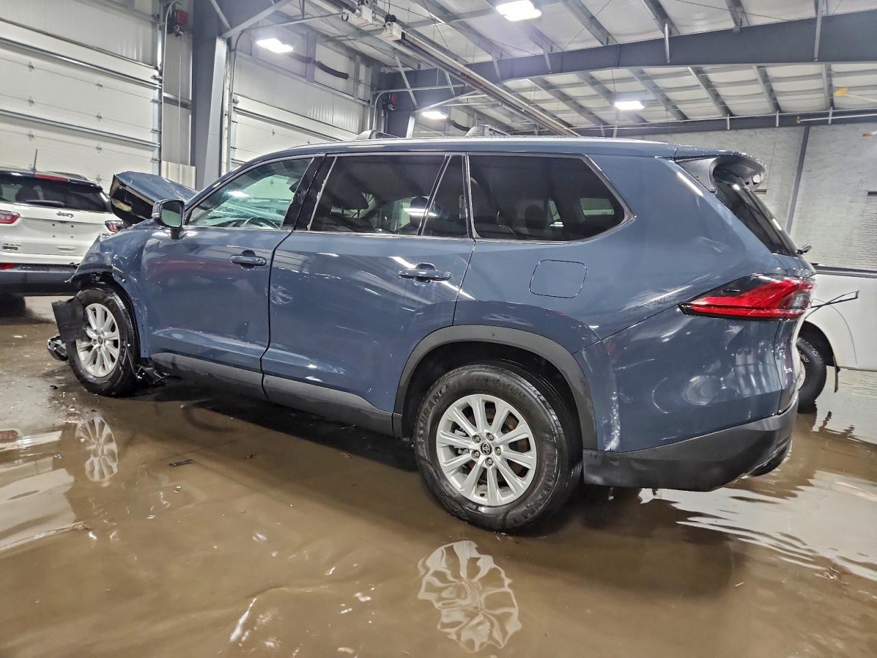 2024 Toyota Grand Highlander Xle - Фото 2