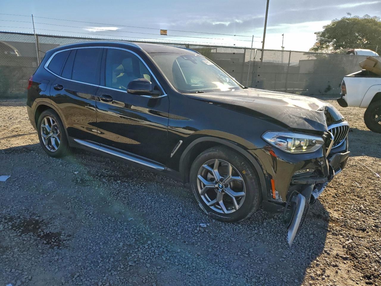 2020 BMW X3 Sdrive30I - Фото 4